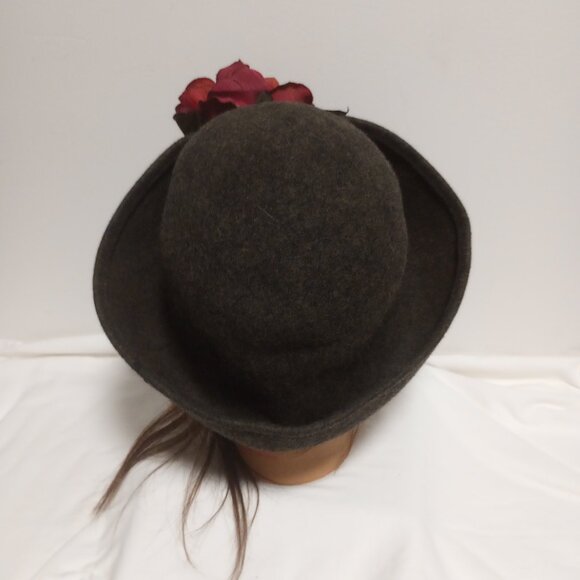 ***SOLD*** Gray Felted Wool Derby Hat with Burgundy Red Silk Flower - Picture 3 of 11